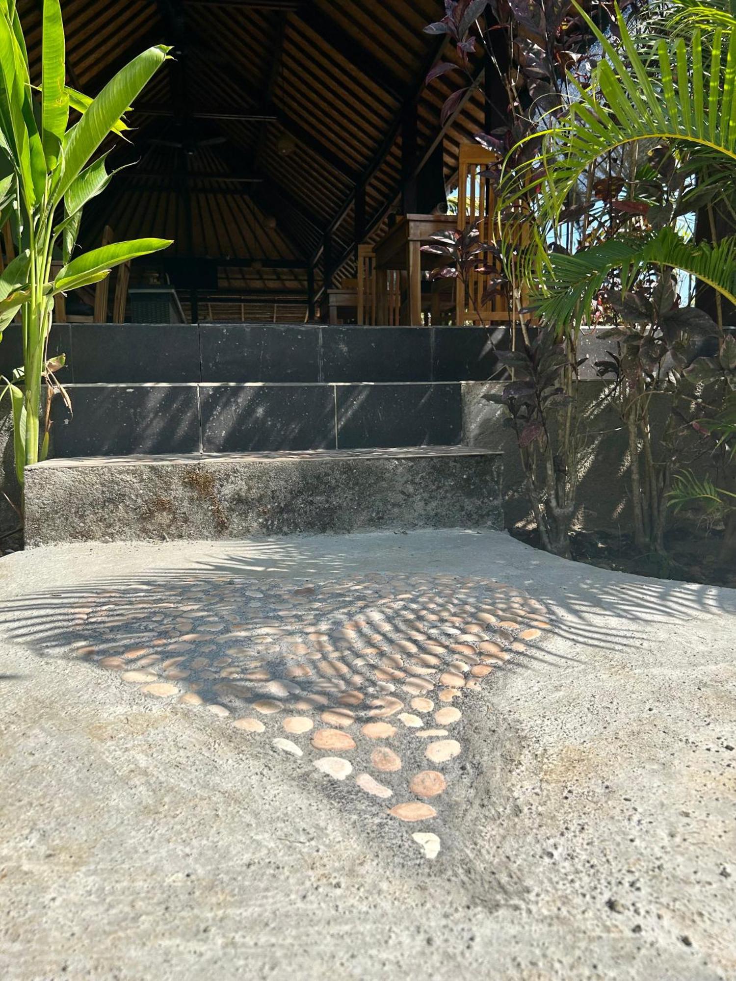 Island Garden Huts Lembongan Bed & Breakfast Luaran gambar